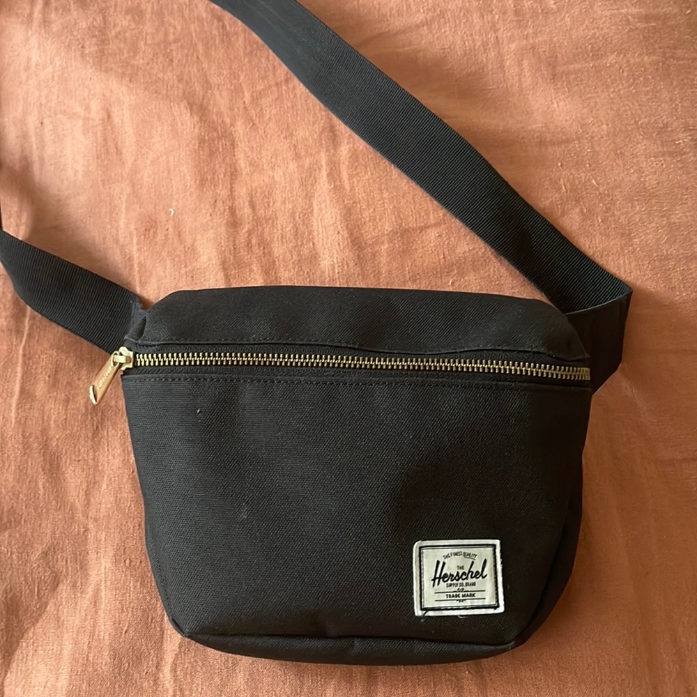 Herschel fanny pack